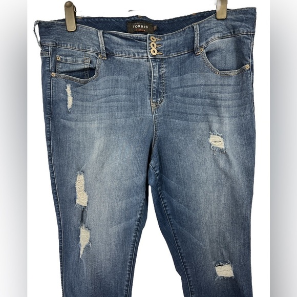 Torrid Jeggings distressed skinny jeans, size 24 R - Picture 3 of 9